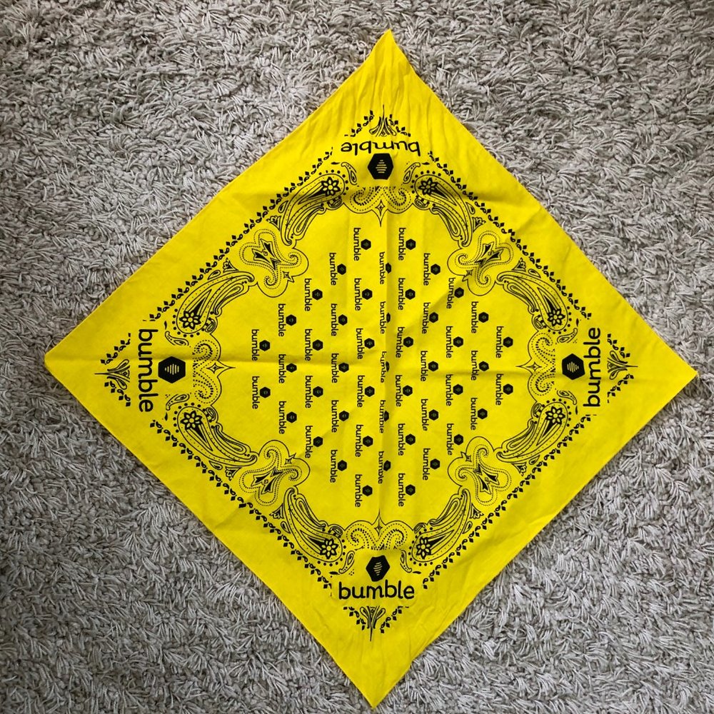 Bumble Bandana - Picture 2 of 3